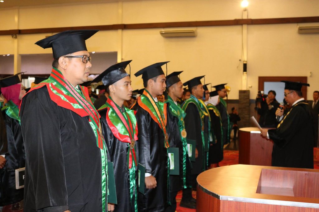 wisuda umpalembang 2018 (1)