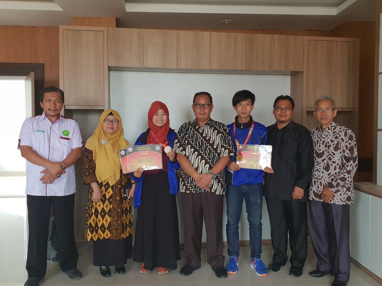 prestasi pencak silat