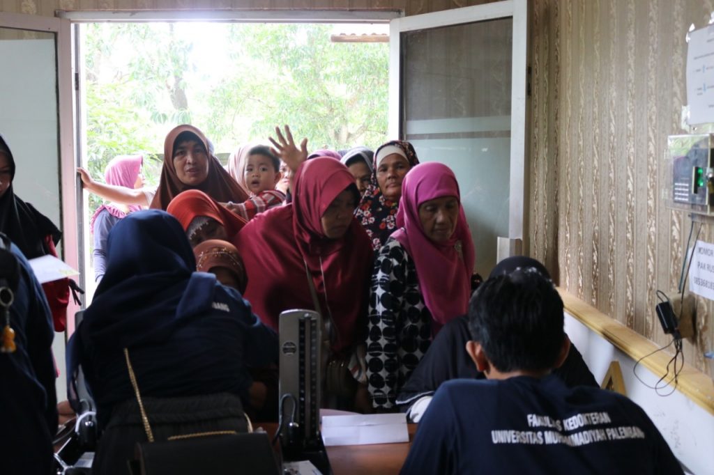 Bakti Sosial FK UM Palembang Ke-12 c