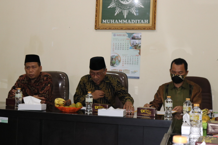 um-palembang.ac.id